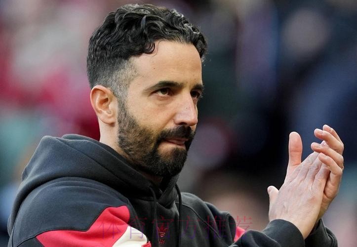 太阳报:阿莫林离任后曼联总监向全队明确,欧冠资格是目标 太阳报:阿莫林离任后曼联总监向全队明确,欧冠资格是目标